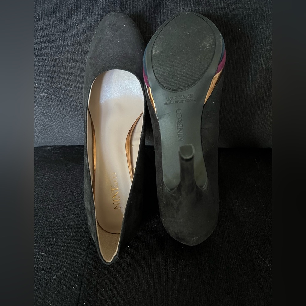 Nine & Co Black Suede Heels Size 9
